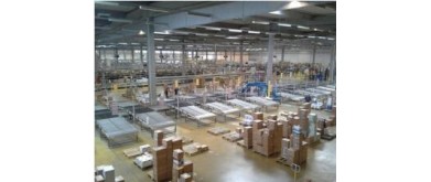 課題：OEM・LCDディスプレイサプライヤー・EMS（受託製造業者）